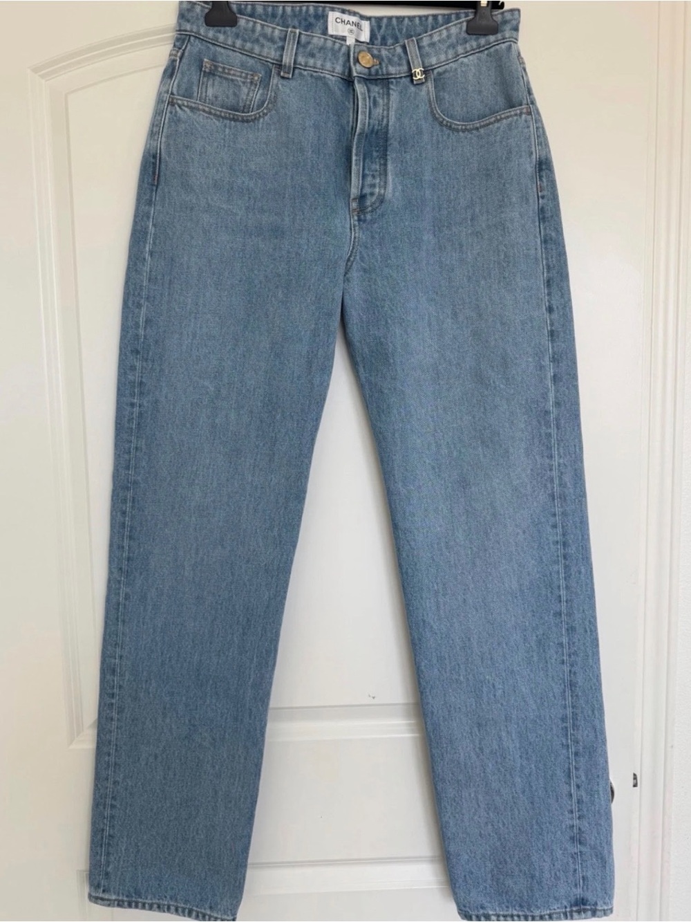 CHANEL Metiers d’art 2026 Matthieu Blazy Blue Denim Runway Jeans SOLD OUT Sz 42.